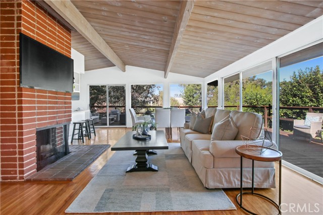 2249 Carriage Drive, Rolling Hills Estates, California 90274, 4 Bedrooms Bedrooms, ,1 BathroomBathrooms,Residential,Sold,Carriage,SB22013774