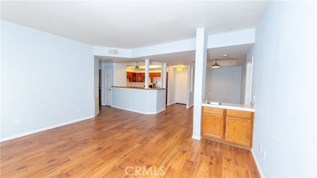 Front Image Thumbnail for CRSR25246221