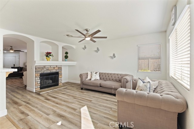 Detail Gallery Image 15 of 39 For 26395 Old Anvil Ln, Moreno Valley,  CA 92555 - 4 Beds | 2 Baths