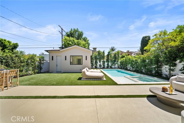 Detail Gallery Image 58 of 75 For 14738 Otsego St, Sherman Oaks,  CA 91403 - 5 Beds | 5/1 Baths