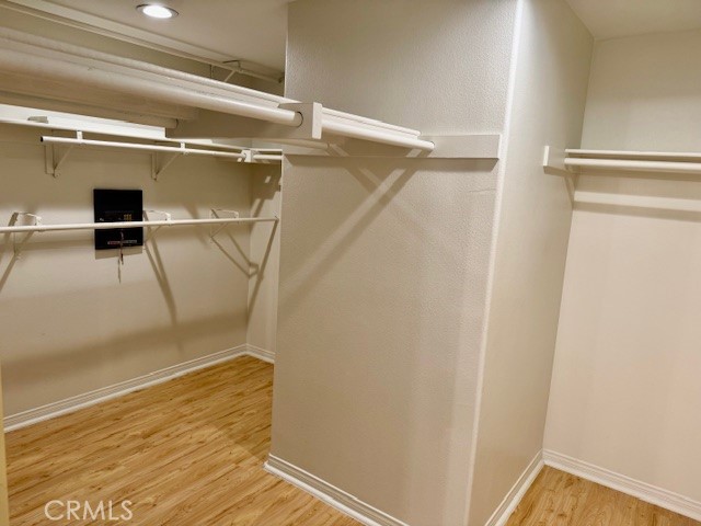 26562 White Oaks Drive, Laguna Hills CA: https://media.crmls.org/medias/906373ae-7a5b-484f-8799-049a56956264.jpg