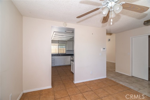 66320 Avenida Barona, Desert Hot Springs CA: https://media.crmls.org/medias/90639f7e-2b34-4af8-b37c-f9331fd6bed2.jpg