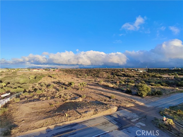 Detail Gallery Image 2 of 4 For 6155 Coleridge, Hesperia,  CA 92344 - – Beds | – Baths