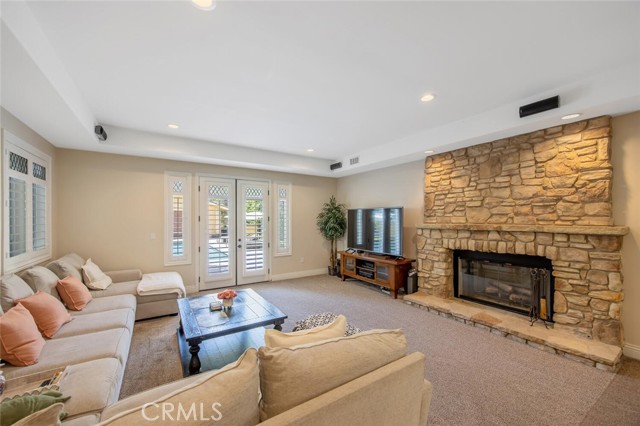 Detail Gallery Image 13 of 62 For 21120 Placerita Canyon Rd, Newhall,  CA 91321 - 5 Beds | 6 Baths