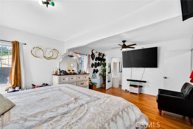 Detail Gallery Image 19 of 33 For 1803 E 109th Pl, Los Angeles,  CA 90059 - 5 Beds | 2 Baths