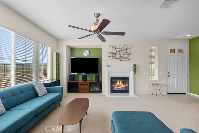 Detail Gallery Image 8 of 36 For 23860 Brescia Dr, Valencia,  CA 91354 - 4 Beds | 3 Baths