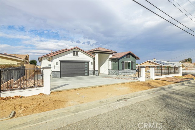 5629 Avenue M-8, Palmdale, California 93551, 4 Bedrooms Bedrooms, ,3 BathroomsBathrooms,Single Family Residence,For Sale,Avenue M-8,SR24211219