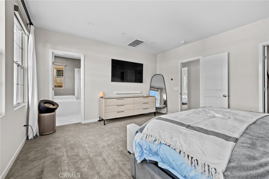 MLS #DW25267885 image #21