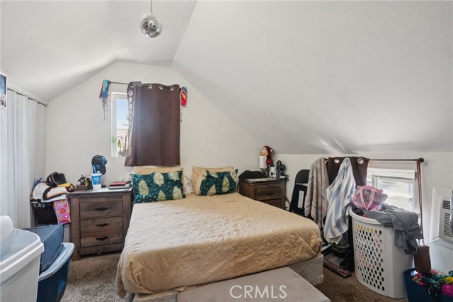 139 N Palm Avenue, Rialto CA: https://media.crmls.org/medias/9068ae6f-704f-4014-b146-f39d1d33f979.jpg