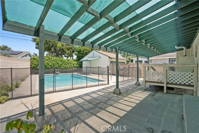 Detail Gallery Image 23 of 26 For 3048 Knoxville Ave, Long Beach,  CA 90808 - 3 Beds | 1/1 Baths