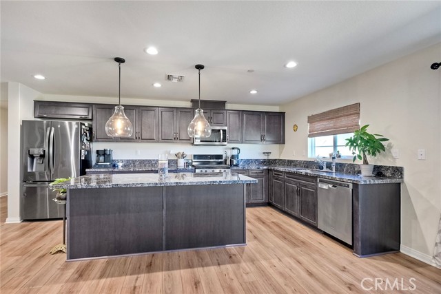 Detail Gallery Image 16 of 36 For 32296 Wild West Ct, Winchester,  CA 92596 - 4 Beds | 2 Baths