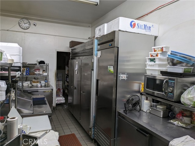 0, Covina CA: https://media.crmls.org/medias/906bebab-fac6-4e0d-ab7c-c65843d738bf.jpg
