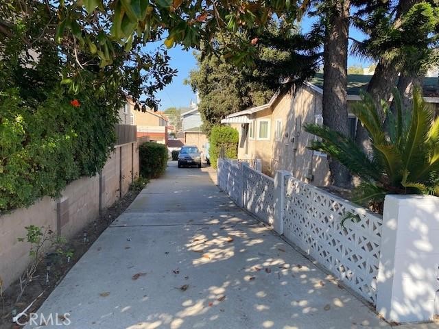 2705 Rockefeller Lane, Redondo Beach, California 90278, 5 Bedrooms Bedrooms, ,2 BathroomsBathrooms,Residential,Sold,Rockefeller,SB22225632