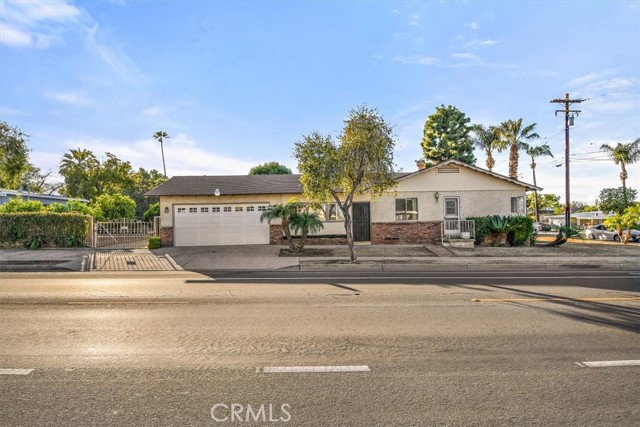 Image 2 for 902 W Olive St, Corona, CA 92882