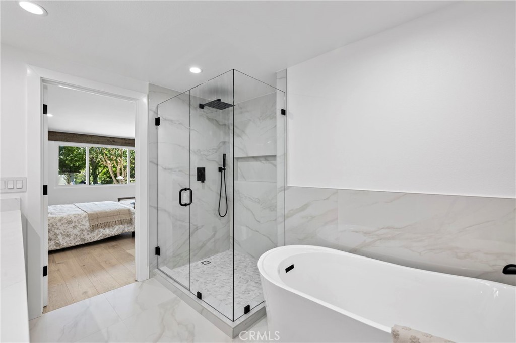 MLS #OC25221146 image #11