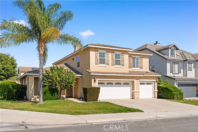 Detail Gallery Image 2 of 55 For 7626 Soaring Bird Ct, Corona,  CA 92880 - 5 Beds | 3 Baths