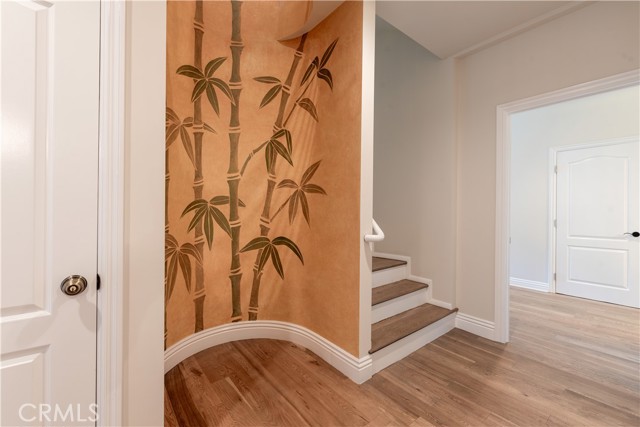 Detail Gallery Image 26 of 42 For 6432 Weidlake Dr, Los Angeles,  CA 90068 - 4 Beds | 3/1 Baths