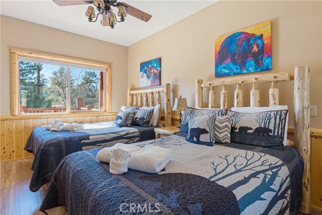 Detail Gallery Image 24 of 46 For 43628 Yosemite Dr, Big Bear Lake,  CA 92315 - 4 Beds | 3 Baths