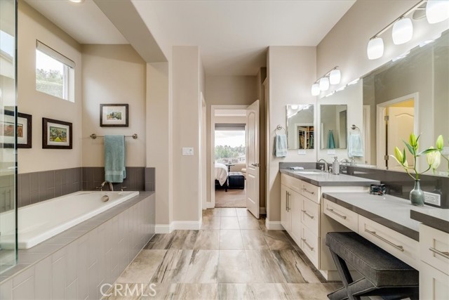 1702 Louise Lane, Nipomo CA: https://media.crmls.org/medias/906e2a04-5624-4b60-9228-8a6b4a365a09.jpg