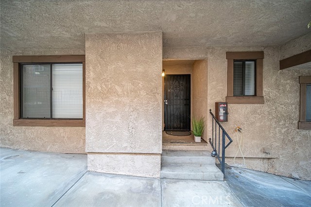 Detail Gallery Image 5 of 32 For 32 S Chapel Ave #D,  Alhambra,  CA 91801 - 3 Beds | 2/1 Baths