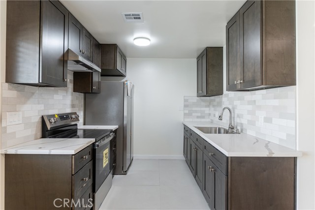 Detail Gallery Image 14 of 23 For 1911 Reedy Ave, Highland,  CA 92346 - 2 Beds | 1 Baths