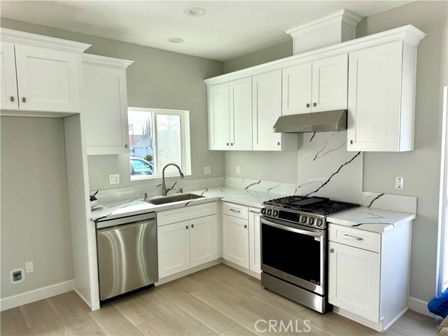 Detail Gallery Image 5 of 8 For 1728 N Kelly Ave #B,  Upland,  CA 91784 - 3 Beds | 2 Baths