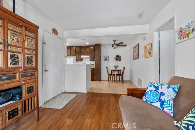 3639 Country Oaks Loop, Ontario CA: https://media.crmls.org/medias/90710344-6629-4b8a-bdc2-e09ae29321a9.jpg