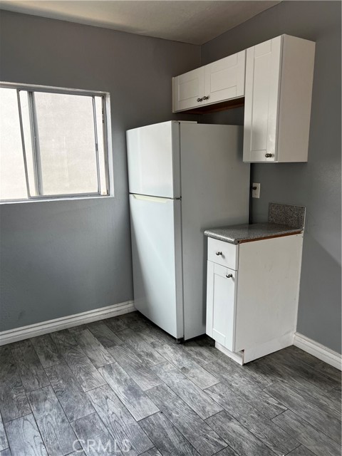 Detail Gallery Image 4 of 16 For 120 W 73rd, Los Angeles,  CA 90003 - 17 Beds | 7 Baths