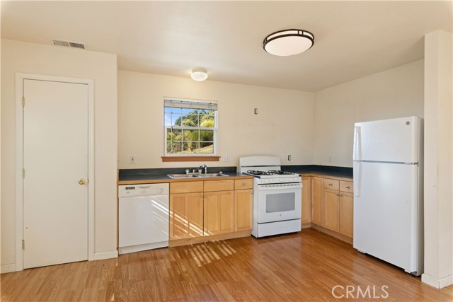 Detail Gallery Image 12 of 37 For 7152 Plumas St, Nice,  CA 95464 - 3 Beds | 2 Baths