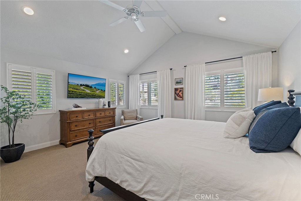 MLS #OC25228132 image #29