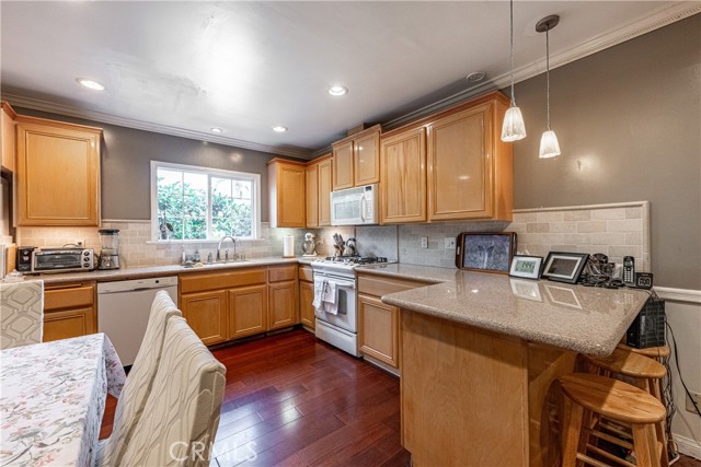 917 N Sanchez Street, Montebello CA: https://media.crmls.org/medias/9072e954-3489-4d01-93eb-bd82dd14d560.jpg