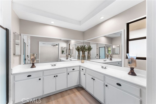 Detail Gallery Image 39 of 56 For 215 Hawk Ln, Palmdale,  CA 93551 - 3 Beds | 3 Baths