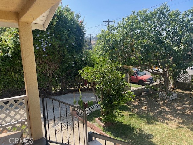 1153 Isabel Street, Los Angeles CA: https://media.crmls.org/medias/90732300-a8bd-41a5-ba84-f0bc9c2282d5.jpg