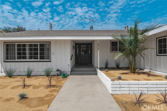 1717 Saint James Place, Placentia CA: https://media.crmls.org/medias/9074835b-71a4-47cf-b89a-18c84c0ea45e.jpg