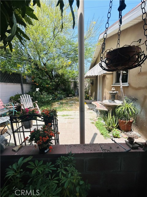 619 E H Street, Ontario CA: https://media.crmls.org/medias/9074c09e-0a88-45bf-8504-b4f86b71114d.jpg