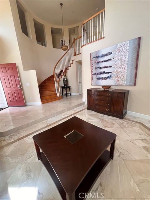 Detail Gallery Image 3 of 58 For 24633 Stagg St, West Hills,  CA 91304 - 5 Beds | 3 Baths