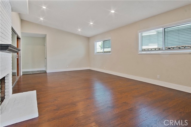 Detail Gallery Image 10 of 28 For 4416 W 234th, Torrance,  CA 90505 - 4 Beds | 2 Baths