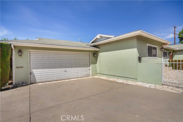 Detail Gallery Image 3 of 33 For 1549 Thompson Ave, Glendale,  CA 91201 - 4 Beds | 2 Baths