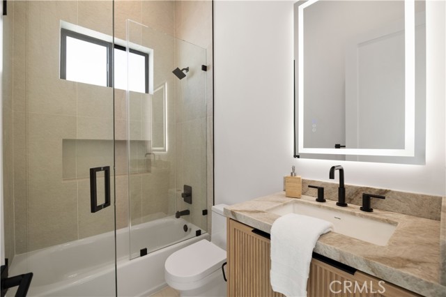 2111 Clark, Redondo Beach, California 90278, 4 Bedrooms Bedrooms, ,5 BathroomsBathrooms,Residential,For Sale,Clark,SB26059120 2111 Clark, Redondo Beach, California 90278, 4 Bedrooms Bedrooms, ,5 BathroomsBathrooms,Residential,For Sale,Clark,SB26059120