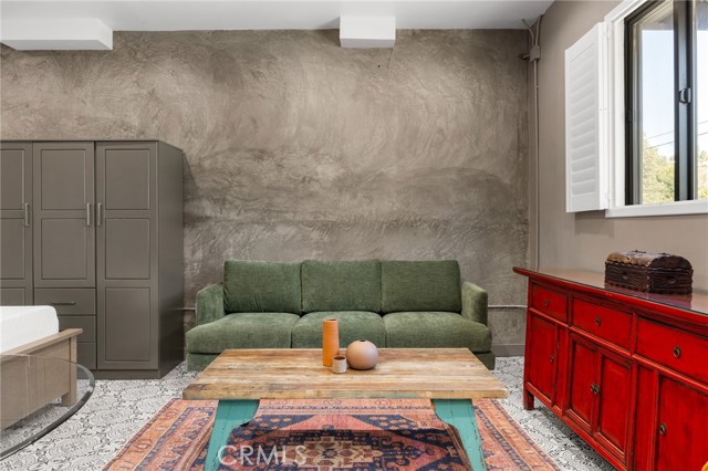 Detail Gallery Image 2 of 15 For 2211 1/2 Hyperion Ave, Los Angeles,  CA 90027 - 0 Beds | 1 Baths