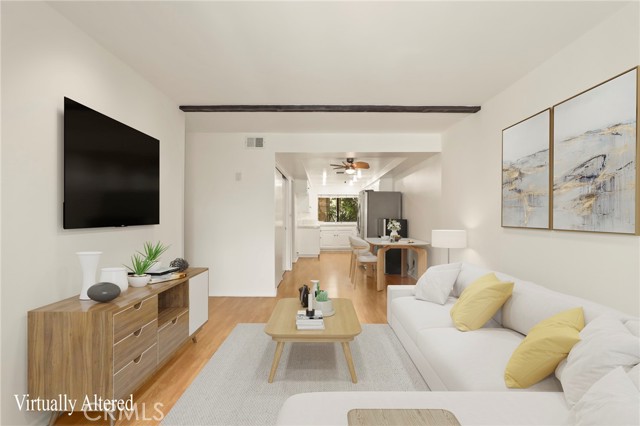 Detail Gallery Image 13 of 38 For 33 Northwoods Ln, La Crescenta,  CA 91214 - 3 Beds | 2/1 Baths