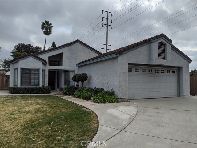 2002 Springcreek Circle, Upland CA: https://media.crmls.org/medias/90795f4a-6c25-4d62-b457-8dc9b6dab7b4.jpg