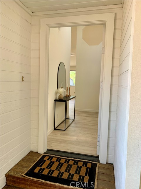 19779 Mountain Meadow S, Hidden Valley Lake CA: https://media.crmls.org/medias/907964e8-0528-4d4a-bcd9-17b7820d6c51.jpg