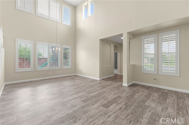 Detail Gallery Image 8 of 75 For 325 Deodar St, Redlands,  CA 92374 - 6 Beds | 4 Baths