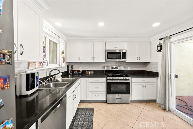 Front Image Thumbnail for CRIG26182042