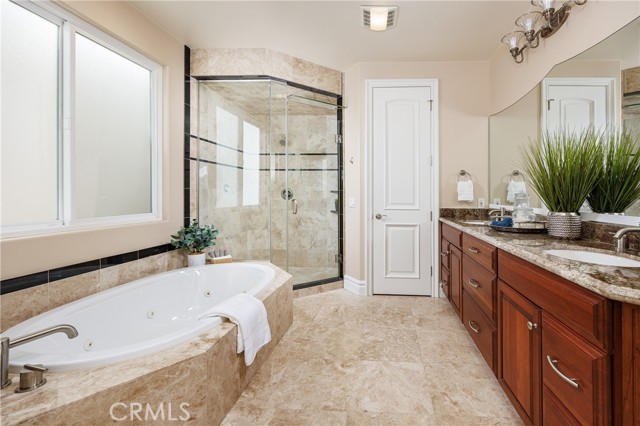 Detail Gallery Image 22 of 42 For 209 Chicago Ave, Huntington Beach,  CA 92648 - 3 Beds | 3/2 Baths