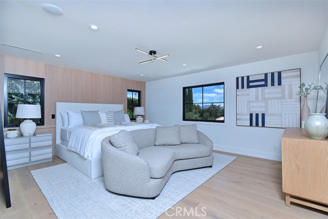 Detail Gallery Image 47 of 68 For 13327 Cheltenham Dr, Sherman Oaks,  CA 91423 - 4 Beds | 5/1 Baths