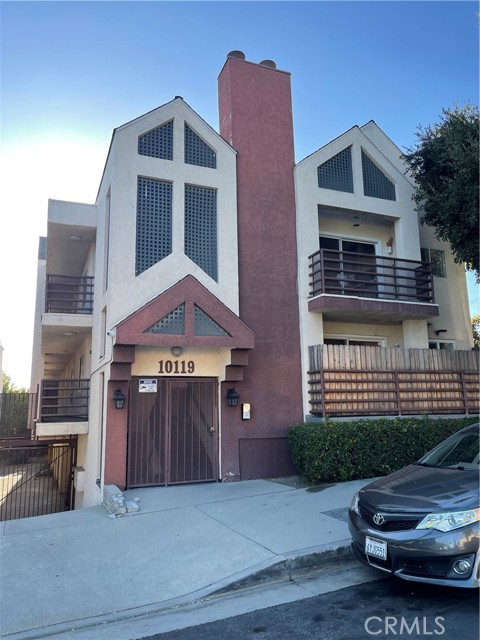 Image 2 for 10119 Pinewood Ave #208, Tujunga, CA 91042