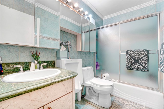 Detail Gallery Image 14 of 23 For 4313 Rhodes, Studio City,  CA 91604 - 4 Beds | 2 Baths