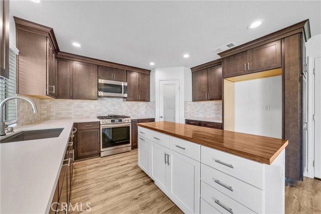 Detail Gallery Image 21 of 43 For 23674 Pepperleaf St, Murrieta,  CA 92562 - 3 Beds | 2/1 Baths